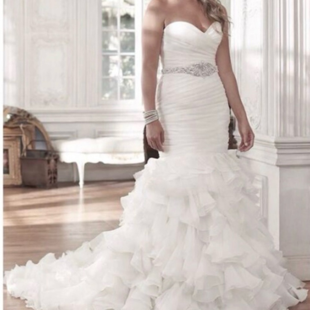 NWT MAGGIE SOTTERO DIVINA -WHITE